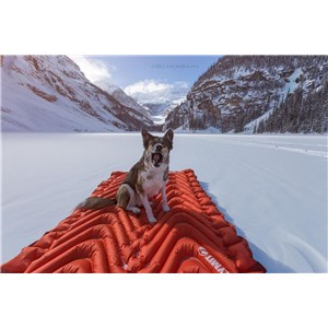 Insulated Double V materac 2 osobowy dmuchany