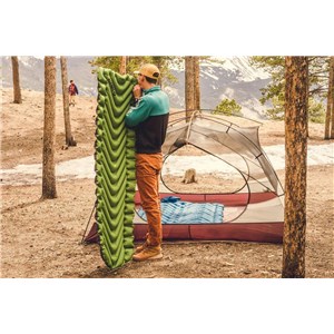 Static V materac dmuchany zielony